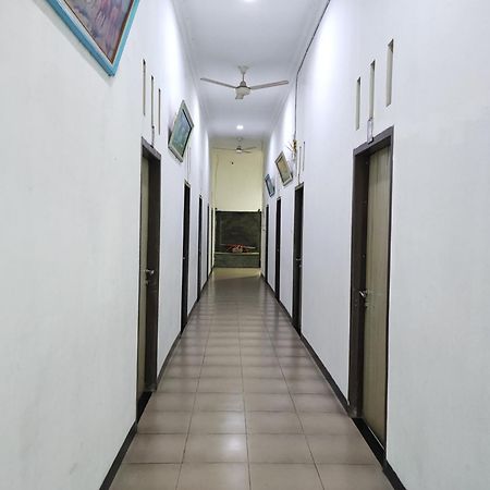 Reddoorz Syariah Near Universitas Batanghari Jambi Kültér fotó