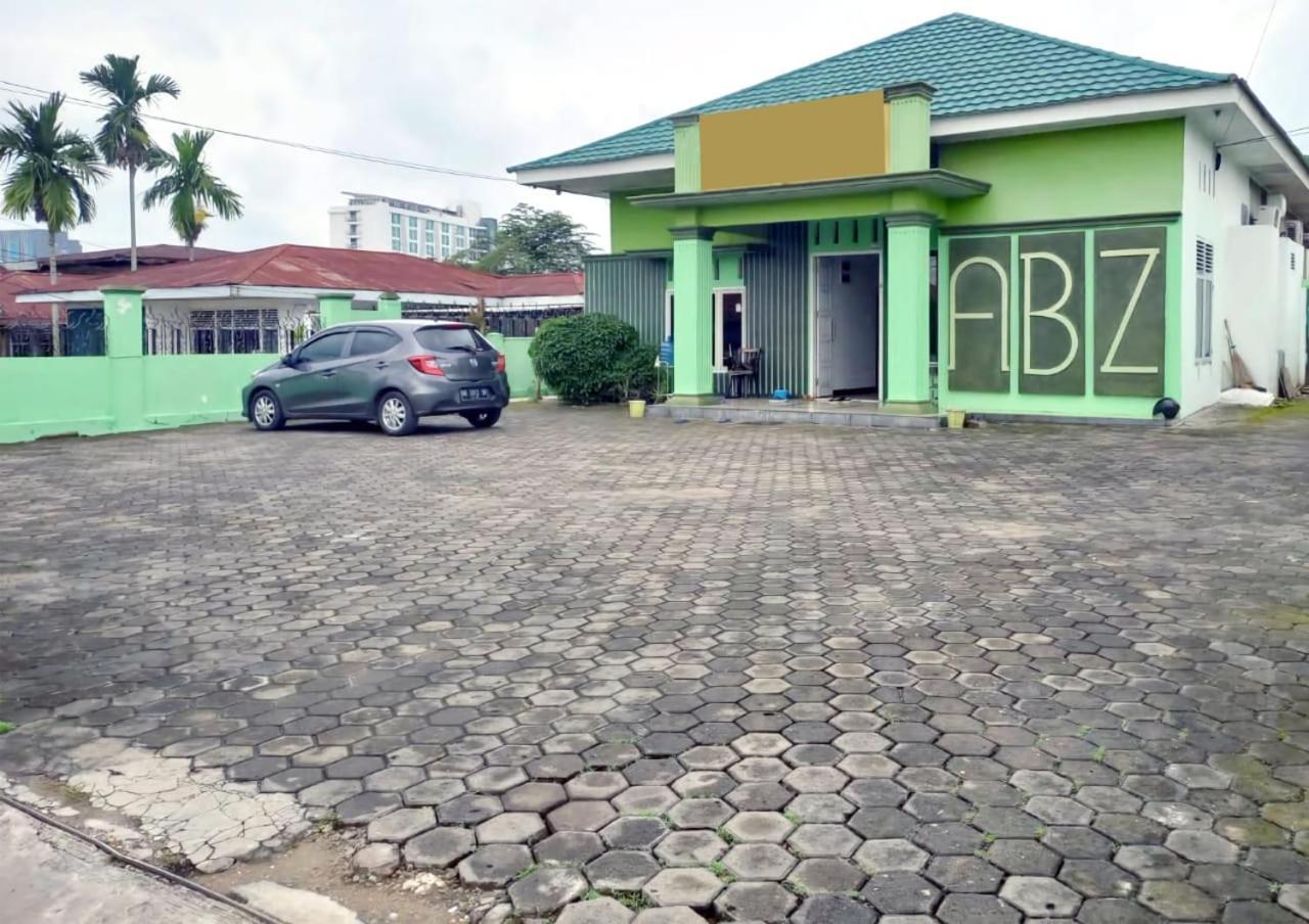 Reddoorz Syariah Near Universitas Batanghari Jambi Kültér fotó